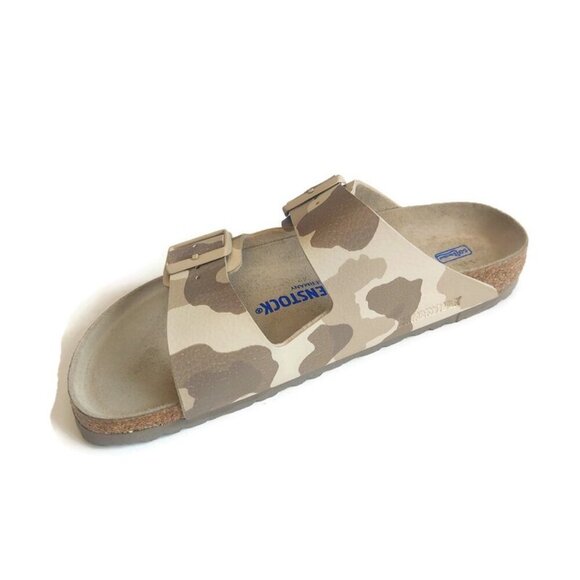 Birkenstock Mens Size 8 Arizona Birko-Flor Sandals Desert Soil Gray Taupe Camo main image 4